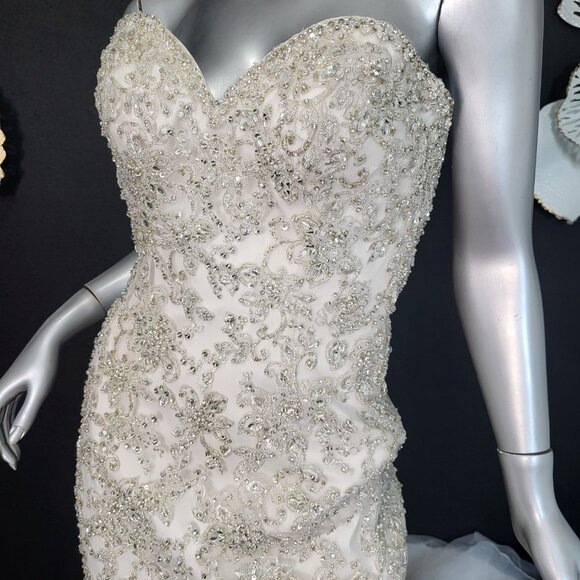 NWT~$3299~ALLURE BRIDAL~SZ 2/4~CHAMPAGNE STRAPLESS FIT & FLARE WEDDING DRESS - Picture 2 of 16
